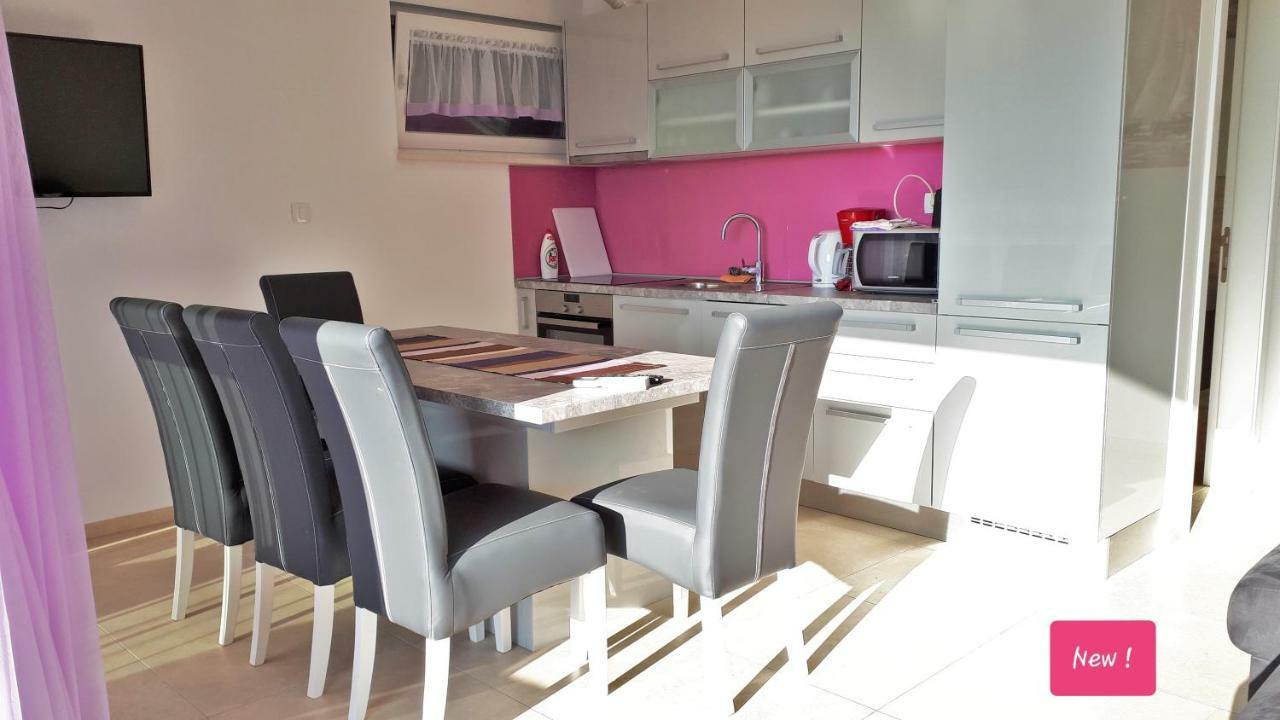 Apartment Villa Vala Malinska Buitenkant foto